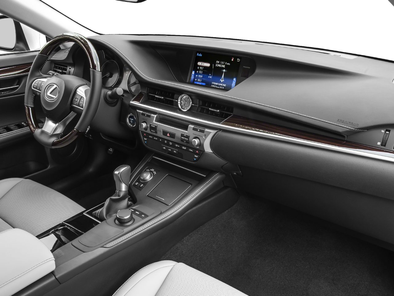2016 Lexus ES Hybrid