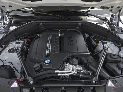 2013 BMW 5 Series 550i xDrive Gran Turismo