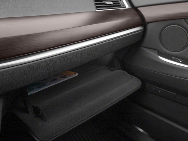 2013 BMW 5 Series 550i xDrive Gran Turismo