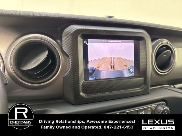 2022 Jeep Gladiator Sport