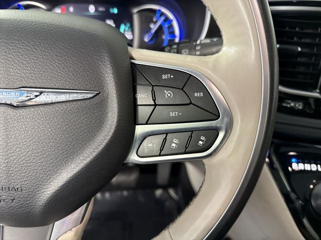 2020 Chrysler Pacifica Hybrid Limited