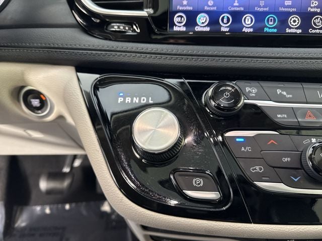 2020 Chrysler Pacifica Hybrid Limited