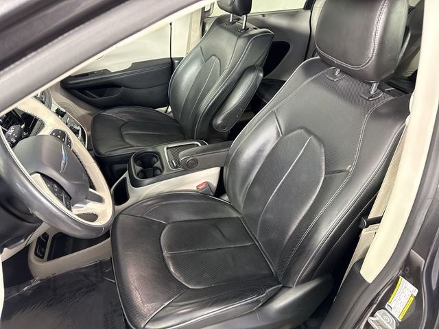 2020 Chrysler Pacifica Hybrid Limited