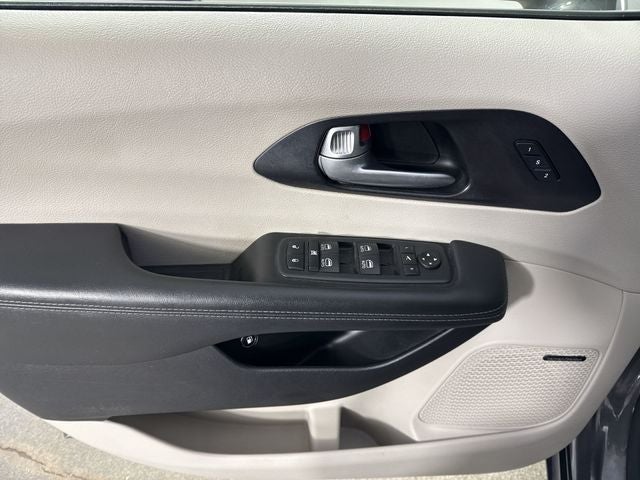 2020 Chrysler Pacifica Hybrid Limited