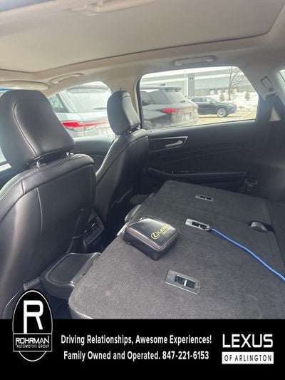 2020 Ford Edge Titanium