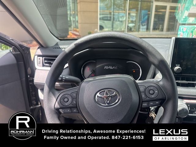 2025 Toyota RAV4 LE