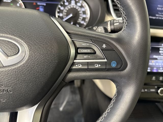 2022 INFINITI QX50 LUXE