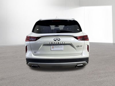 2022 INFINITI QX50 LUXE
