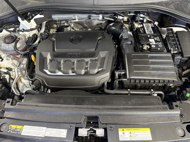 2022 Volkswagen Tiguan SE R-Line Black