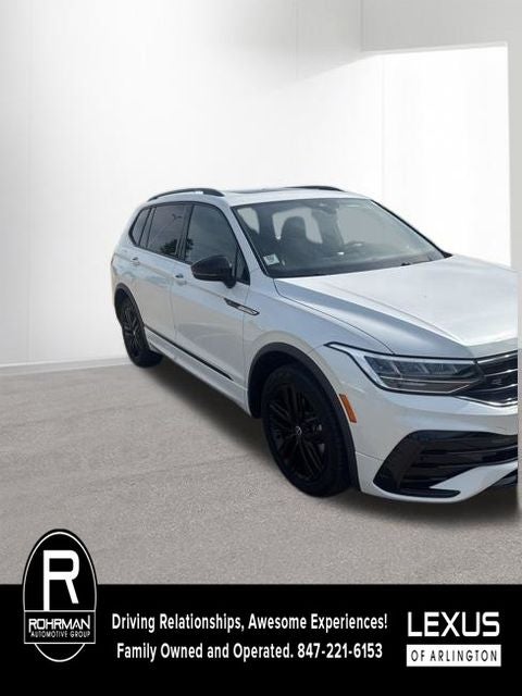 2022 Volkswagen Tiguan SE R-Line Black