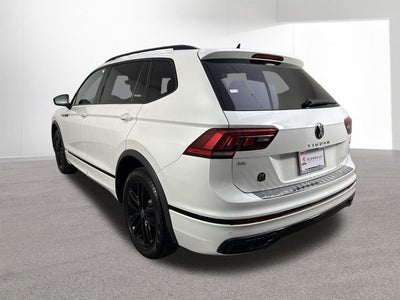 2022 Volkswagen Tiguan SE R-Line Black