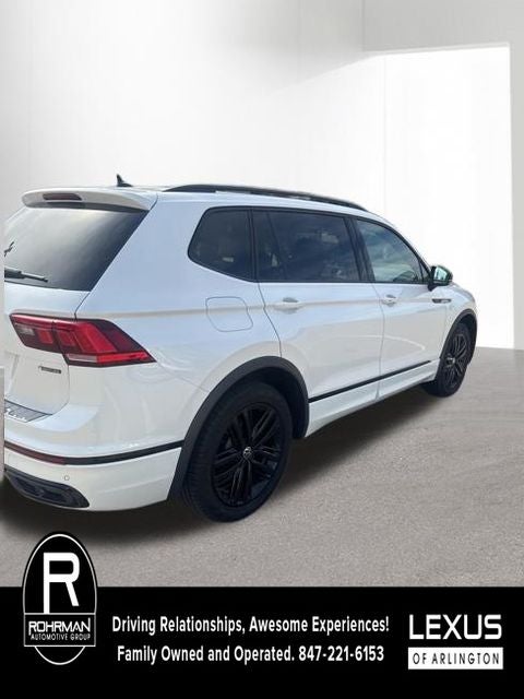 2022 Volkswagen Tiguan SE R-Line Black