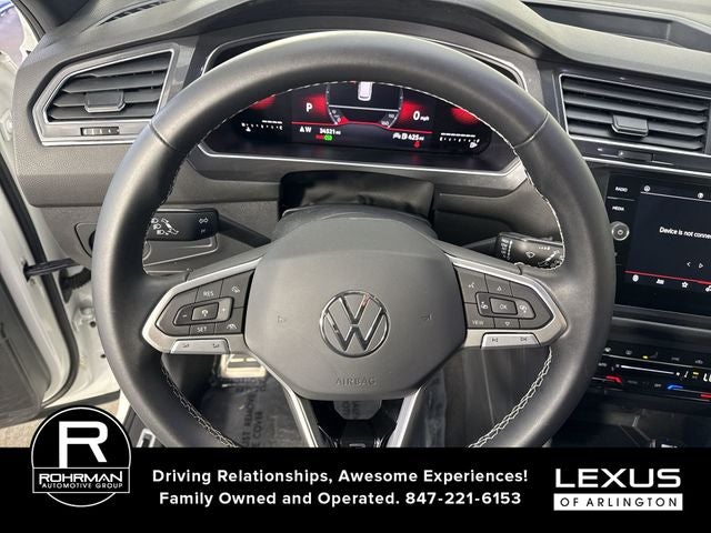 2023 Volkswagen Tiguan SE R-Line Black