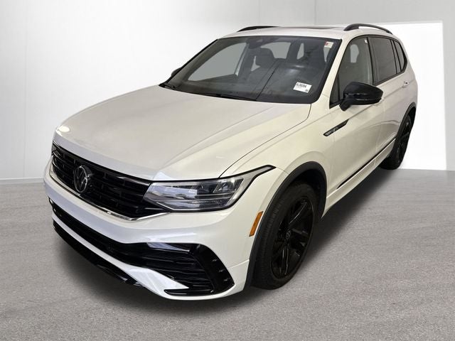 2023 Volkswagen Tiguan SE R-Line Black
