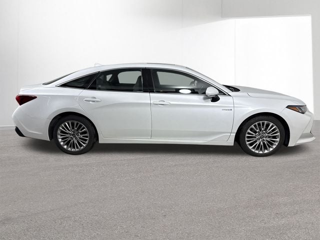 2019 Toyota Avalon Hybrid Limited