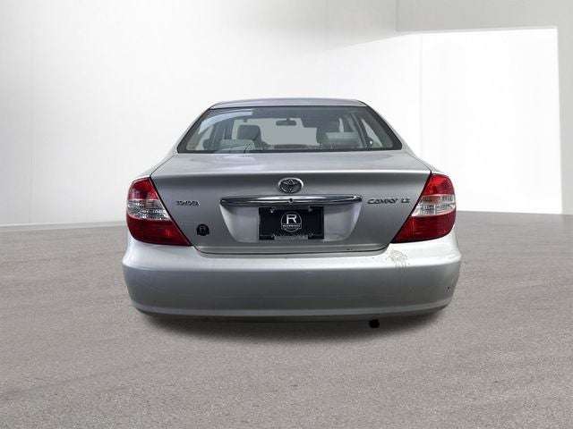 2004 Toyota Camry LE