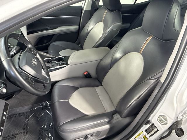 2020 Toyota Camry Hybrid Hybrid XLE
