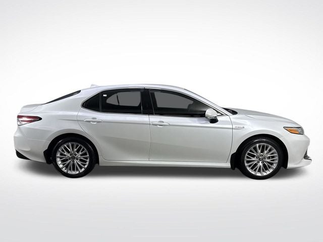 2020 Toyota Camry Hybrid Hybrid XLE