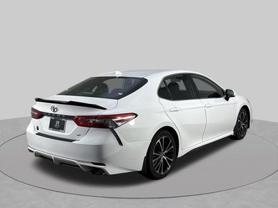 2020 Toyota Camry SE