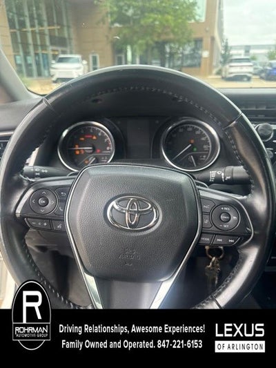 2020 Toyota Camry SE