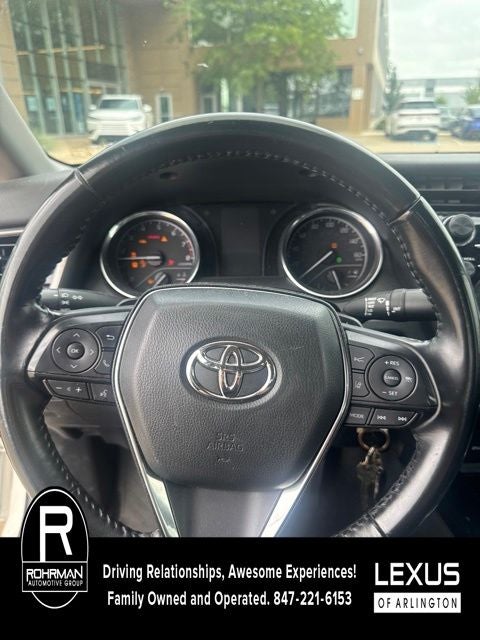 2020 Toyota Camry SE