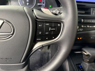 2025 Lexus ES 300h F SPORT DESIGN