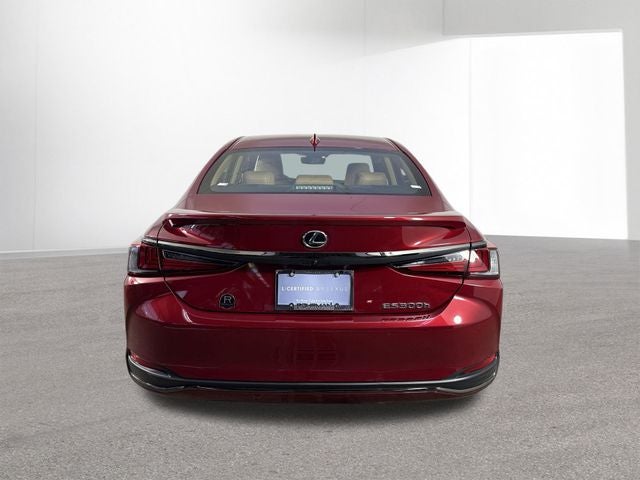 2025 Lexus ES 300h F SPORT DESIGN