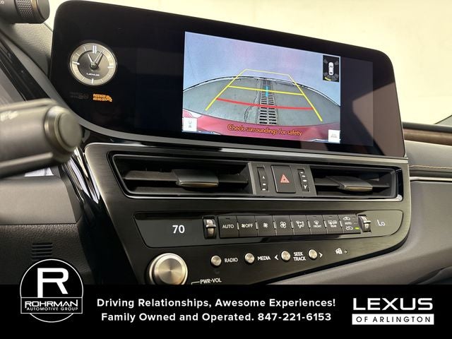 2025 Lexus ES 300h F SPORT DESIGN