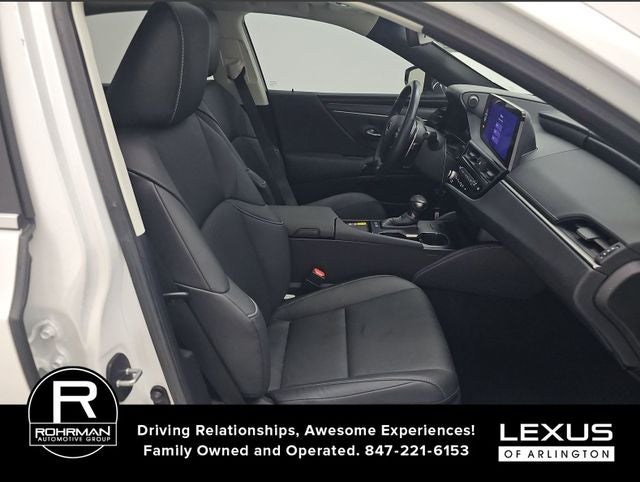 2025 Lexus ES 300h ES 300h