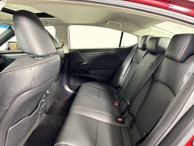 2025 Lexus ES 300h F SPORT DESIGN