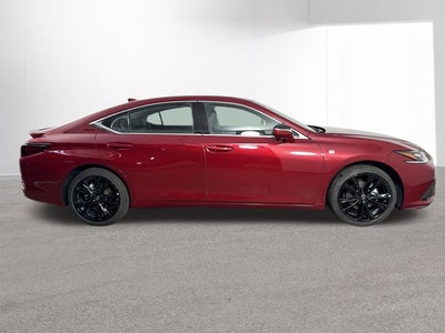 2025 Lexus ES 300h F SPORT DESIGN