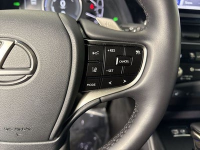 2025 Lexus ES 300h F SPORT DESIGN