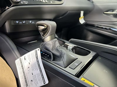 2025 Lexus ES 350 F SPORT DESIGN