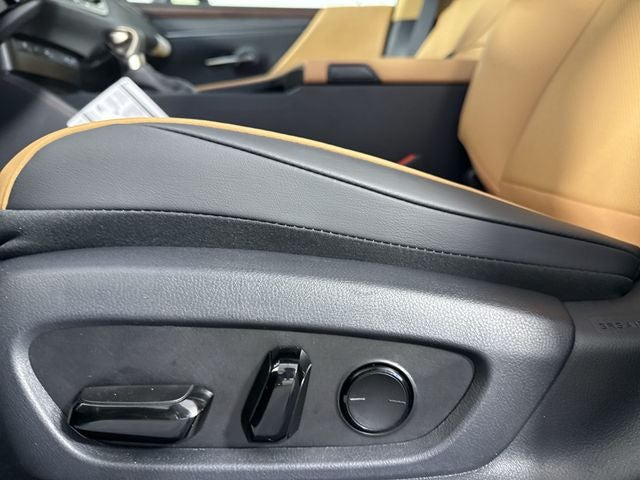 2025 Lexus ES 350 350