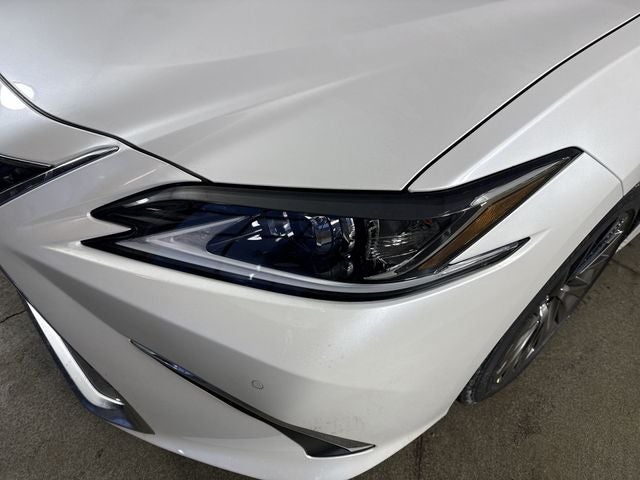 2025 Lexus ES 350 LUXURY