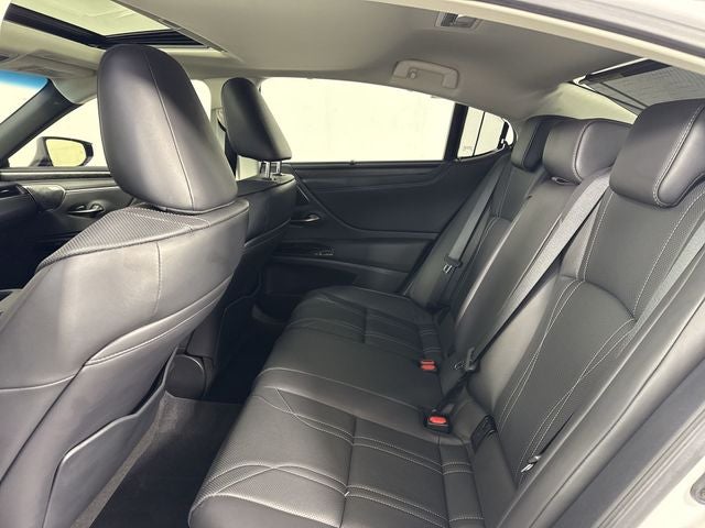 2025 Lexus ES ULTRA LUXURY