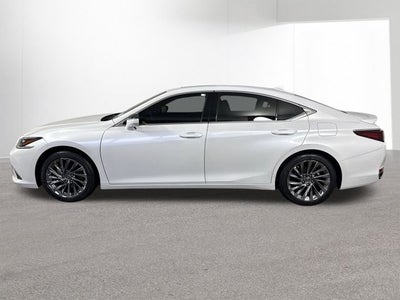 2025 Lexus ES ULTRA LUXURY