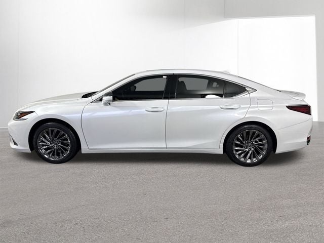 2025 Lexus ES ULTRA LUXURY