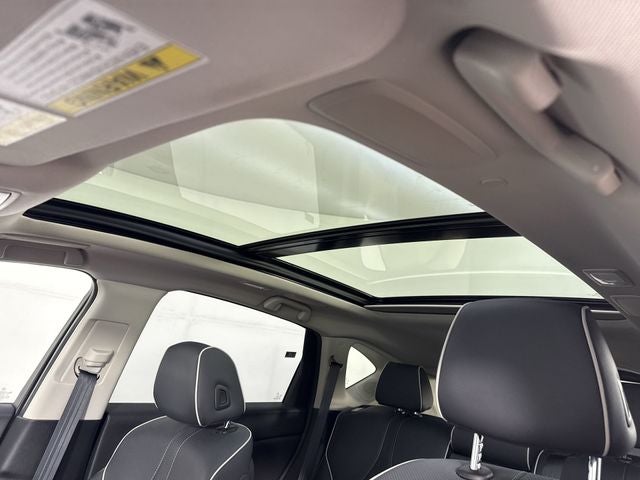 2022 Acura RDX w/Advance Package