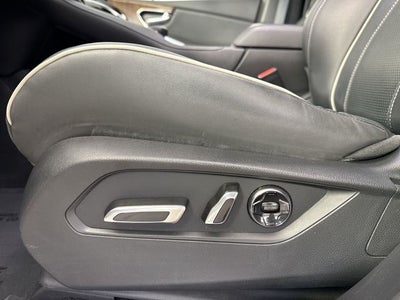 2022 Acura RDX w/Advance Package