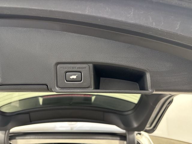 2022 Acura RDX w/Advance Package