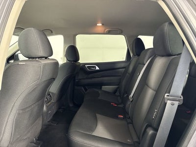 2020 Nissan Pathfinder S