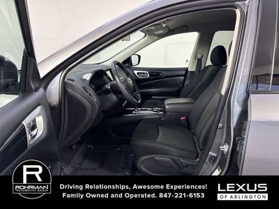 2020 Nissan Pathfinder S