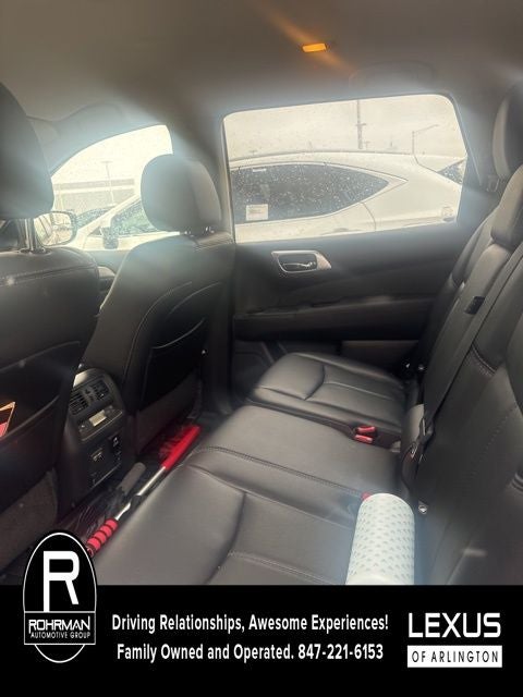 2017 Nissan Pathfinder SL