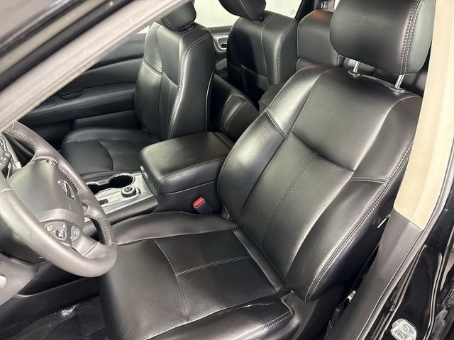 2017 Nissan Pathfinder SL