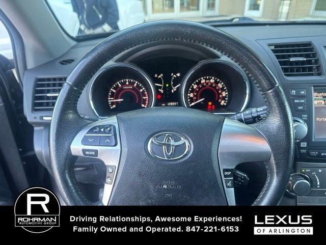 2012 Toyota Highlander SE