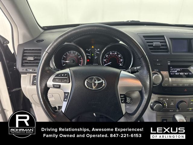 2012 Toyota Highlander SE