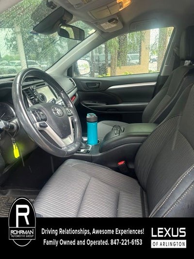 2019 Toyota Highlander LE