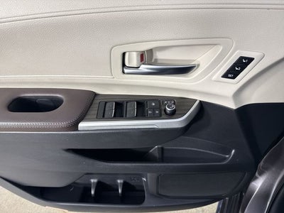 2023 Toyota Sienna Platinum 7 Passenger