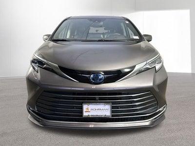 2023 Toyota Sienna Platinum 7 Passenger